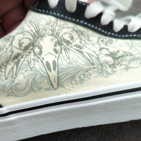 Vans Black and Cream Women's Sneakers - Picture 7 of 14